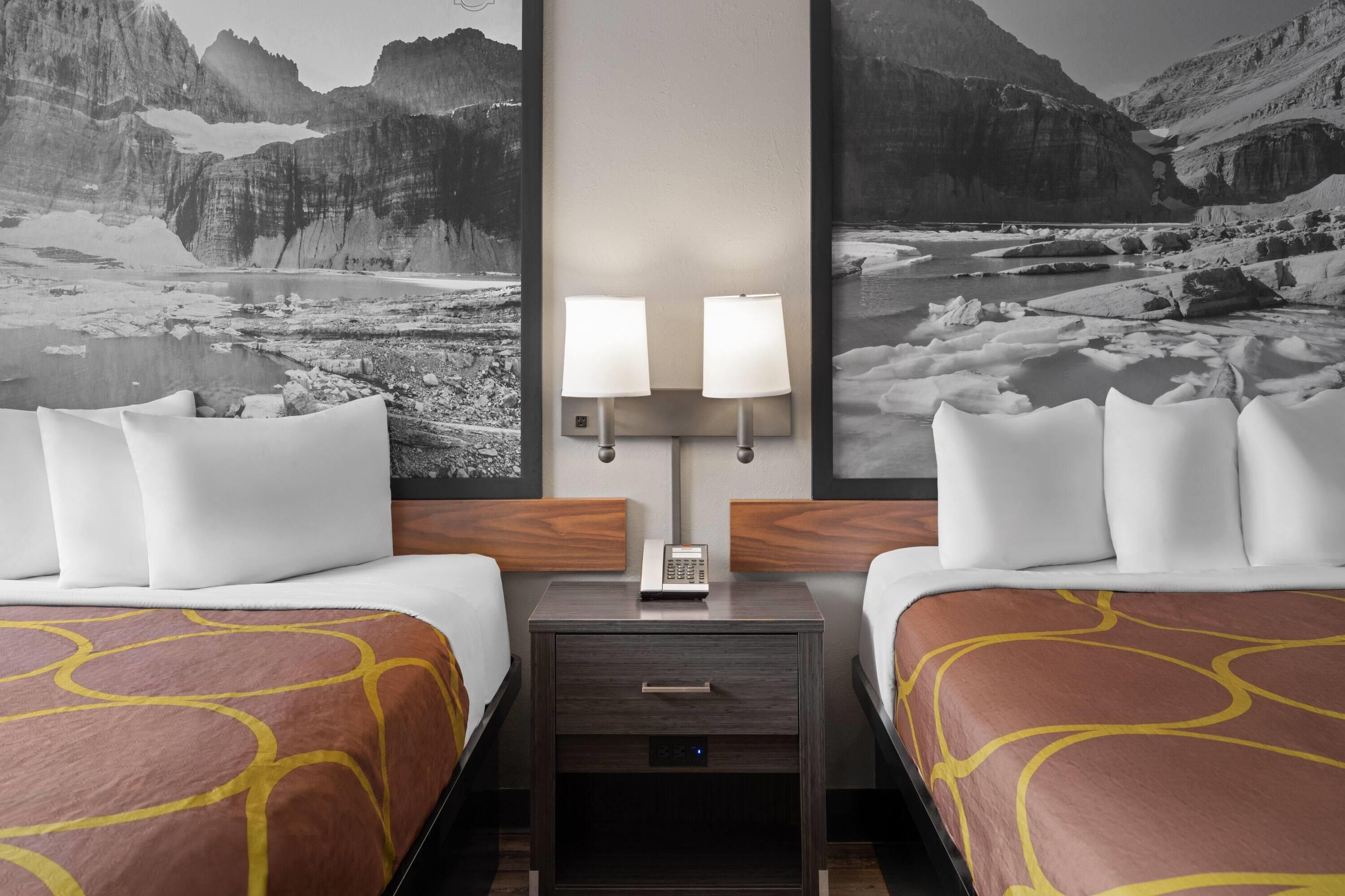 Super 8 by Wyndham Great Falls City Center - גרייט פולס - חדר שינה