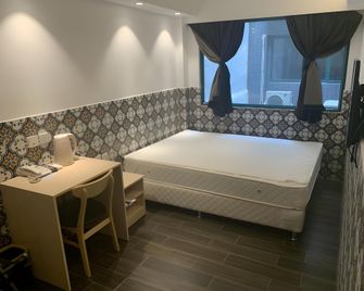 Pensao Elegante - Macau - Schlafzimmer