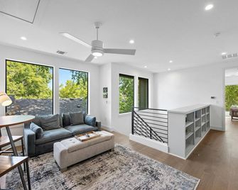 New 4 Bdrm I Heated Pool Prime Location Mins To Dt - Ώστιν - Ρεσεψιόν