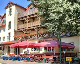 Hotel am Liepnitzsee - Wandlitz - Gebäude