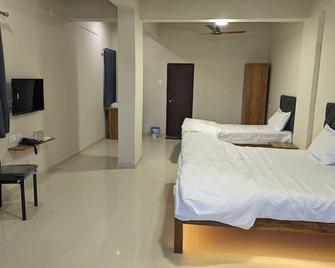 Hotel Jds - Vapi - Bedroom