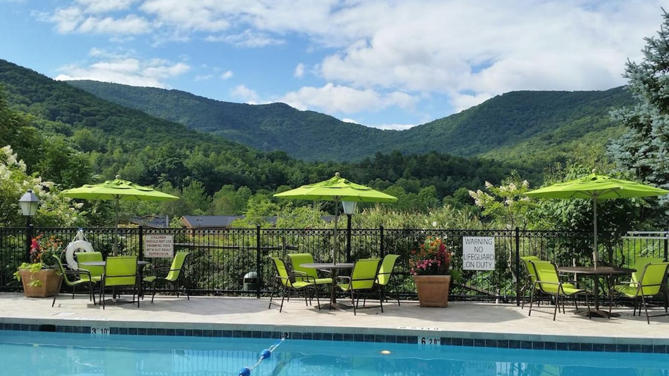 Holiday Inn Asheville East-Blue Ridge Pkwy, An IHG Hotel