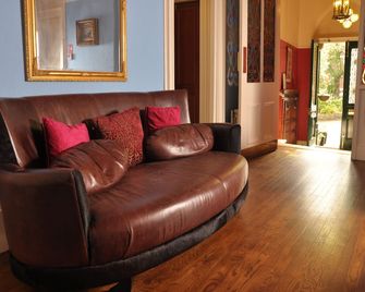 Farnley Tower Guesthouse - דרהאם - סלון