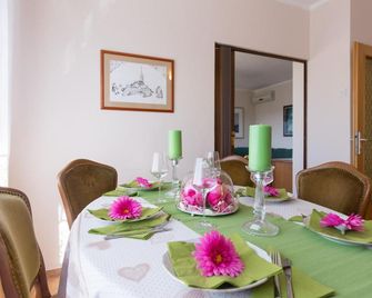 Apartments Andrea V - Krk - Jadalnia