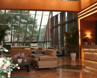 Qingfeng Gorge Resort Hotel - Chongqing - Lobby
