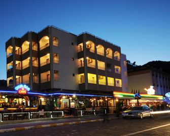 Diva Hotel - İçmeler - Building