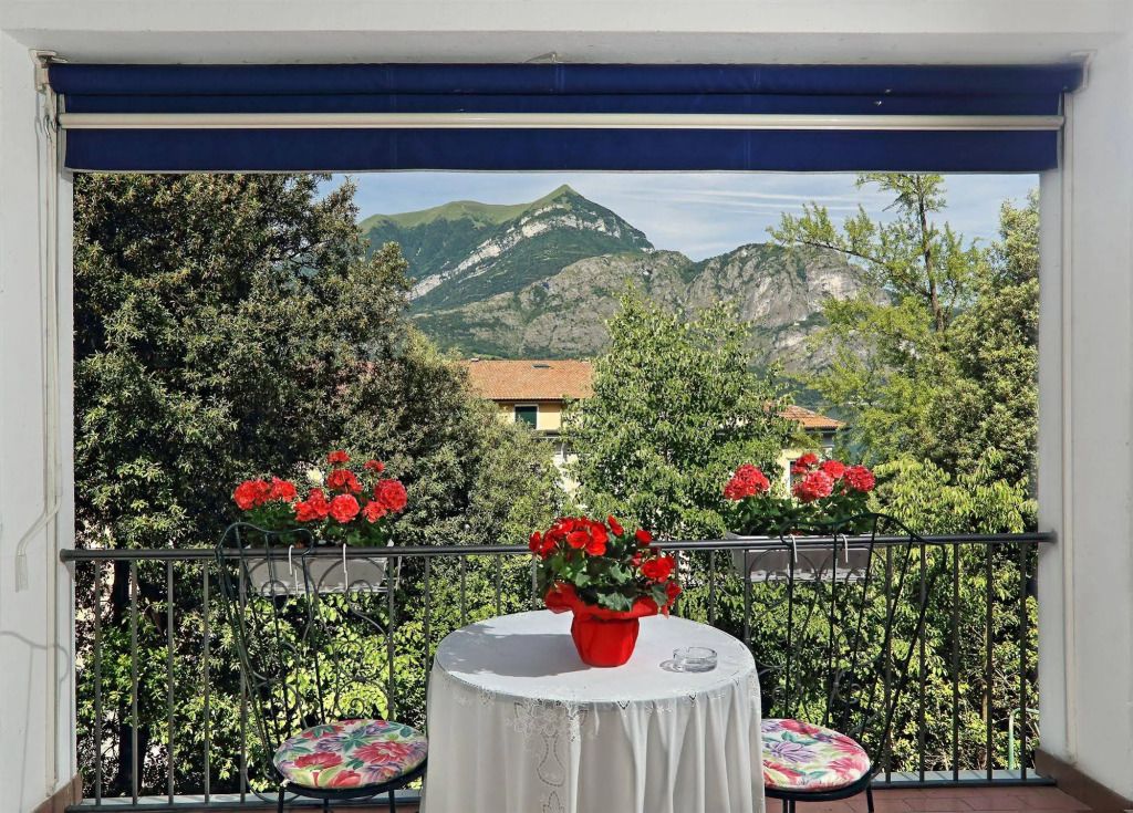 Haus Bethusy - בילאג'ו - מרפסת