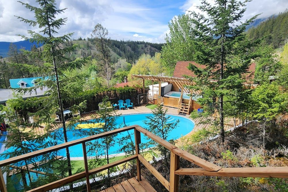 Motel Tyrol - Radium Hot Springs