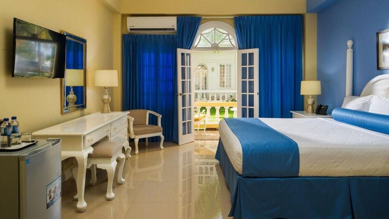 Seagarden Beach Resort