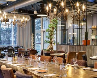 Holiday Inn Brussels Airport By IHG - Bruselas - Restaurante