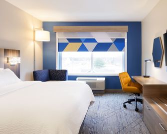 Holiday Inn Express & Suites Manteca City Center By IHG - Manteca - Ložnice