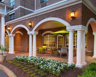 سبرنجهيل سويتس باي ماريوت - وليامز (فرجينيا) - شرفة مرصوفة