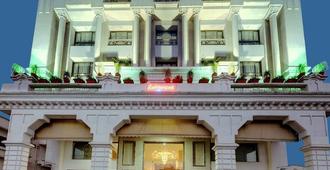 Hotel Amar Vilas Indore - 印多爾
