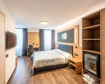 Hotel Alpino Wellness & Spa - Peio - Sypialnia