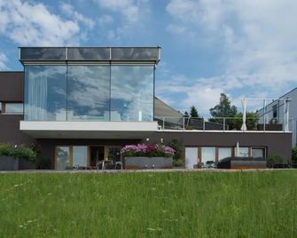 Seeblick Appartements Henle - Lochau - Building