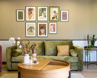 Hover Boutique Hotel - Діліжан - Лаунж