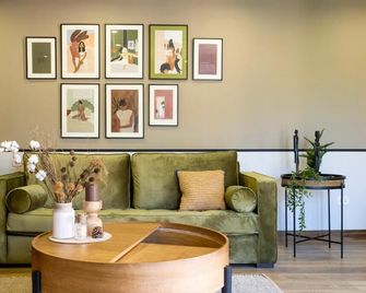 Hover Boutique Hotel - Dilijan - Sala de estar