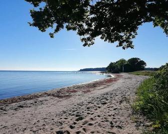 4 star holiday home in Nysted - Nysted - Beach