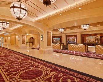 River City Casino & Hotel - San Luis - Lobby