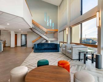 Quality Inn - Foristell - Lobby