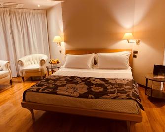 Hotel Villa Traiano - Benevento - Habitación