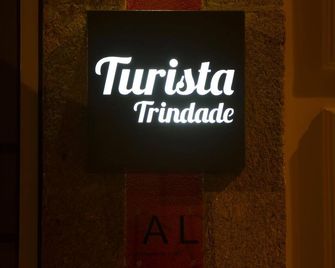 Turista Da Trindade - Porto - Building