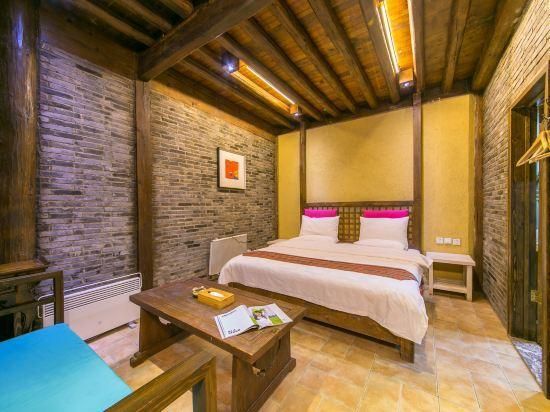 Blossom Hill Inn Lijiang Eminentland - ליז'יאנג - חדר שינה