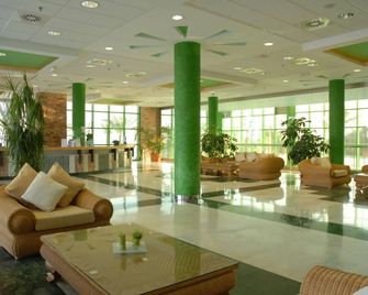 Holiday World Riwo Hotel. - Benalmádena