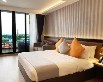 Triton Prestige Seaview and Spa - Maafushi - Schlafzimmer