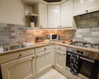 Swan House - Huddersfield - Kitchen