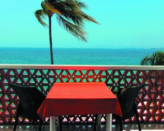 Hotel Rosita - Puerto Vallarta - Balcony