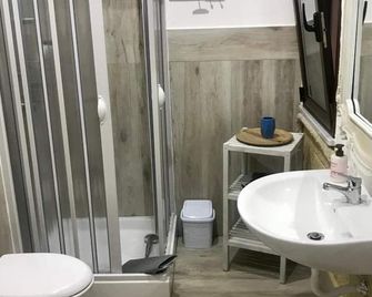 B&b Magna Grecia - Crotone - Banheiro