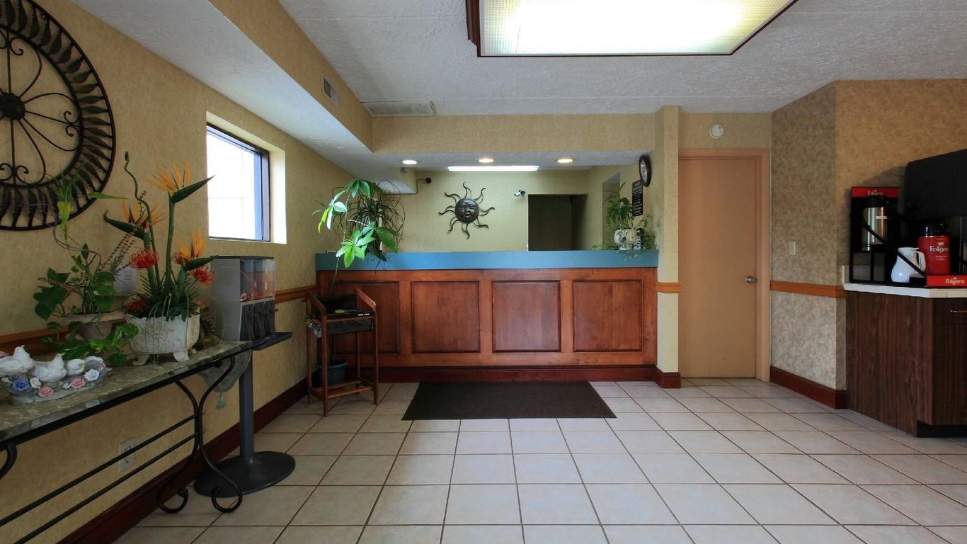 Americas Best Value Inn North Capital