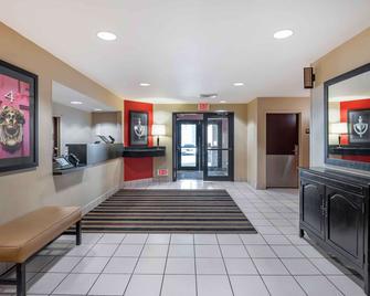 Extended Stay America Suites - Champaign - Urbana - שמפיין סיטי - לובי
