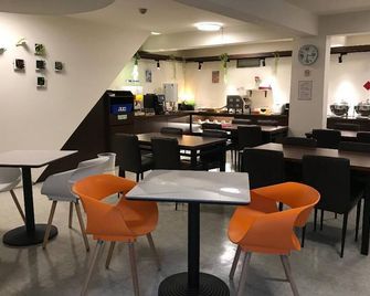 I Live Motel - Kaohsiung - Restaurante