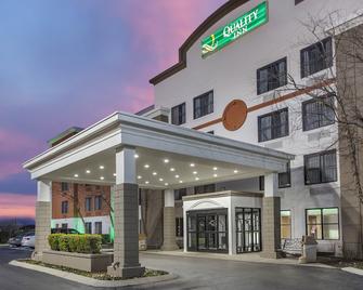 Quality Inn Murfreesboro-University Area - Murfreesboro - Building