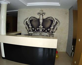 Hotel Pod Zlota Korona - Opole - Recepción