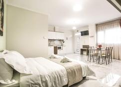 Del Sol Meteora Luxurious Family Suites #1 - カランバカ - 寝室