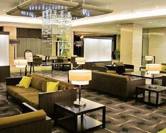 Tsuyama Kakuzan Hotel - Tsuyama - Area lounge