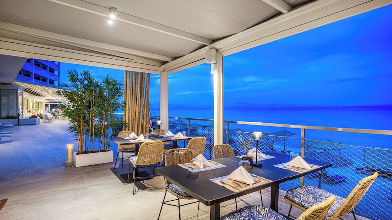 Ammon Zeus Luxury Beach Hotel