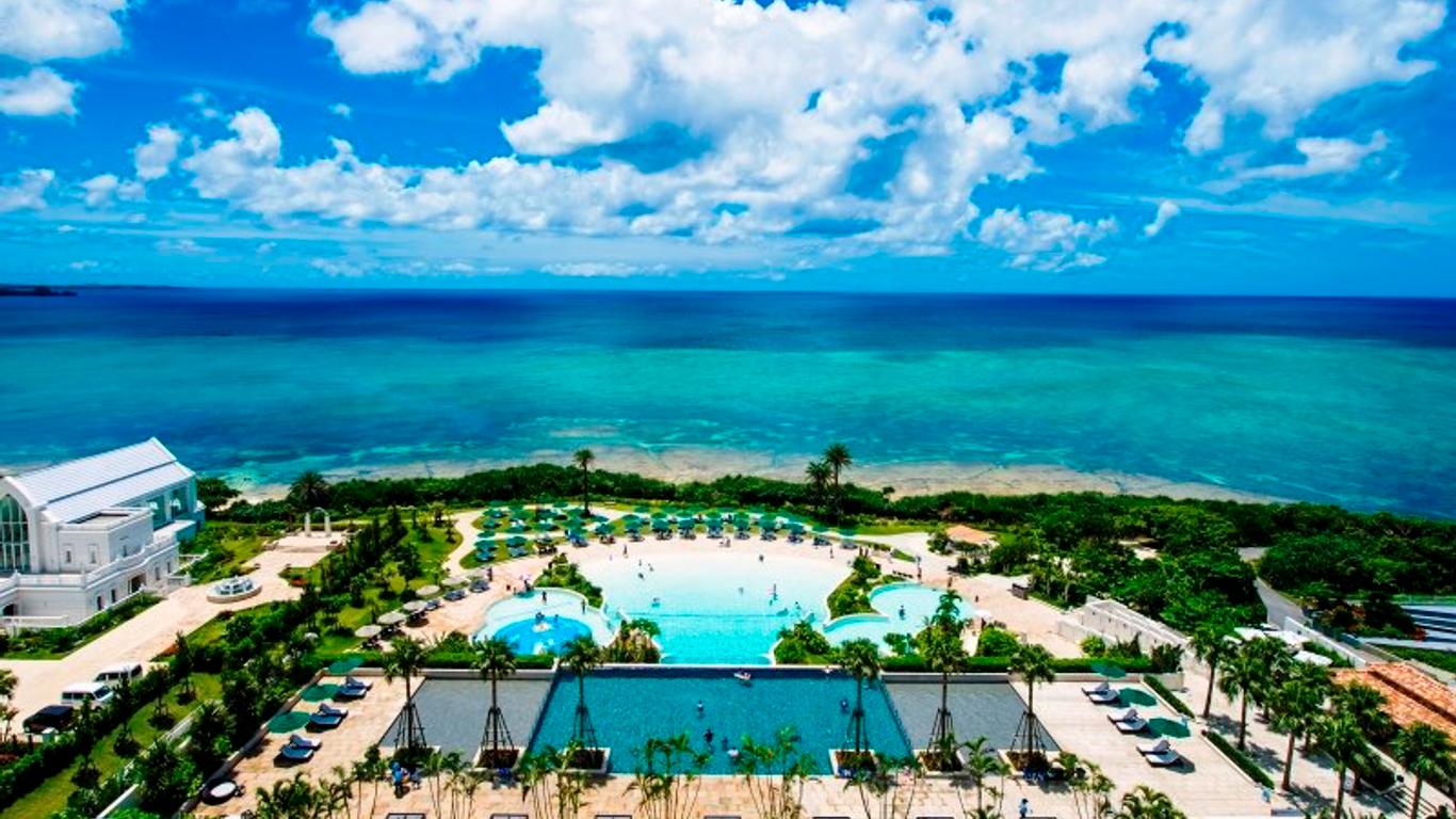 Hotel Monterey Okinawa Spa & Resort