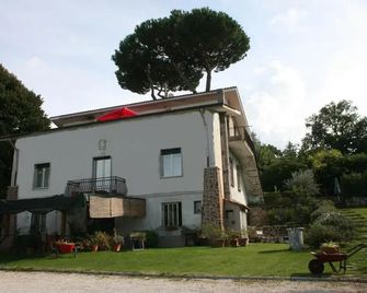 Patrian - Rocca di Papa - Edificio