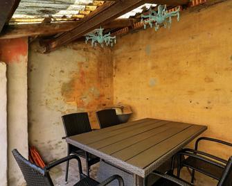 6 Person Holiday Home in Faaborg - Faaborg - Innenhof