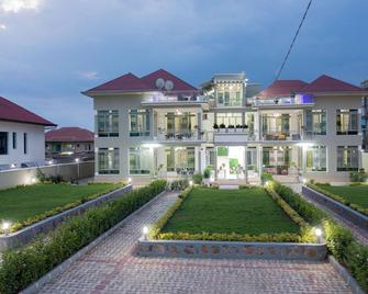 ذا سيتي بلوك أبارتمنت - بوجومبورا - مبنى