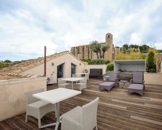 Boutique Hôtel La Villa Montesquieu - Laudun-l'Ardoise - Balkón
