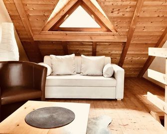 Hotel Weingut Dehren - Ellenz-Poltersdorf - Huiskamer