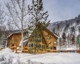 Geno's Groovy Getaway! - Monarch - Edificio