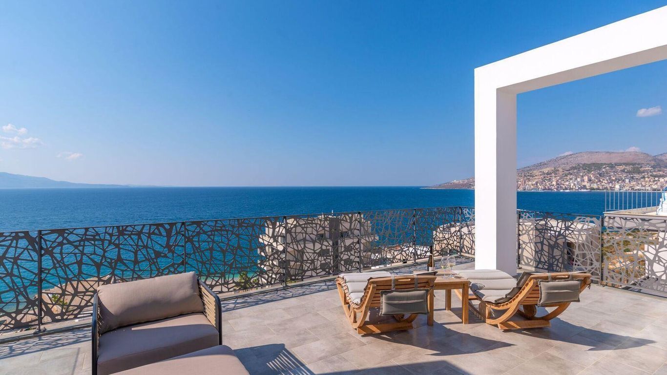 Glow Boutique Hotel & Suites