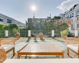 Atik Hotel Vienna - Vienna - Patio