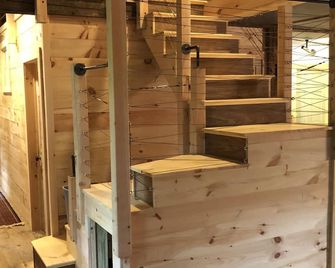Riverhouse - South Berwick - Stairs